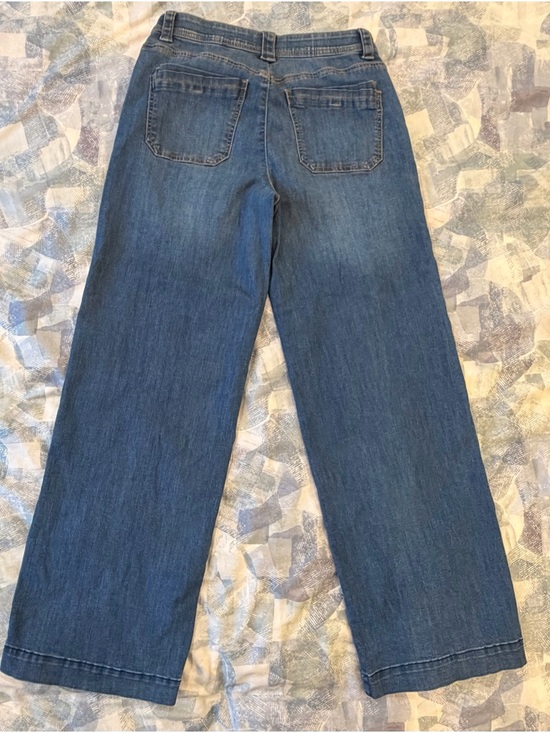 Democracy Wide Leg  Medium Wash Jeans W/ An Technology- Sz 6 - Picture 7 of 8